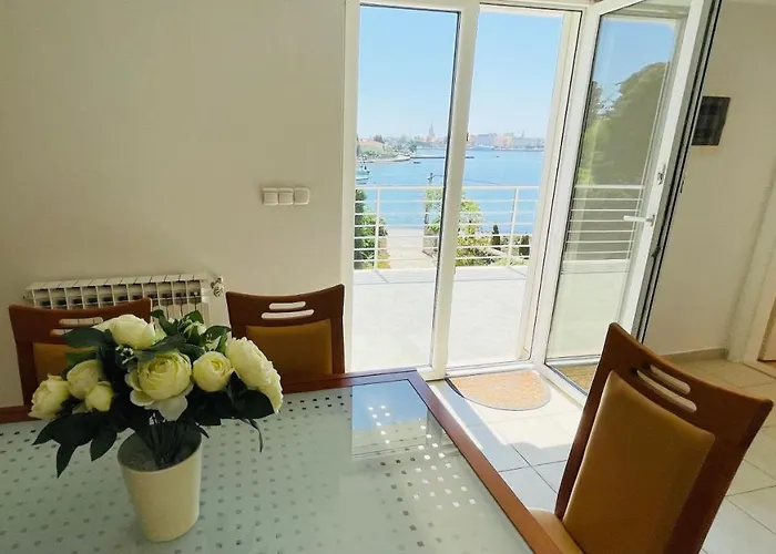 Maestral * זאדאר